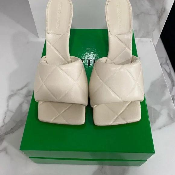 Bottega Veneta 90mm Xl Quilted Leather Slide Sea Salt - Picture 2 of 11